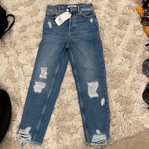 NWT Zara Z1975 Straight Cropped Light Blue Wash Cotton Y2K Mom Ripped Jeans SZ 2